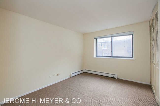 Foto del edificio - 421 W 31st St