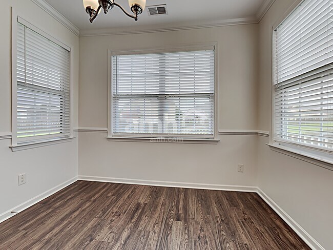 Building Photo - 8042 Regency Elm Dr
