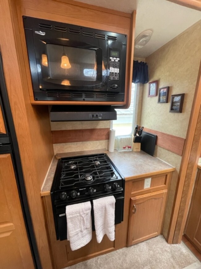 Building Photo - RV Tiny Home