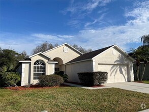 The Ridge at Wiregrass Apartments under $2,500 - Wesley Chapel, FL - 5 ...