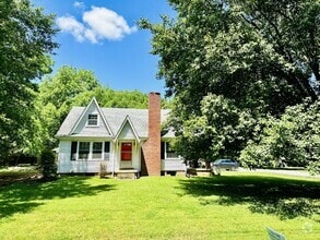 Building Photo - 226 Shivel Dr