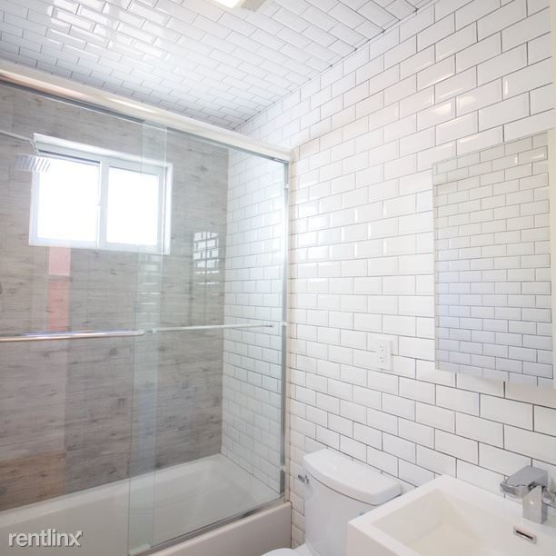 Foto del edificio - 1224 Sterling Pl