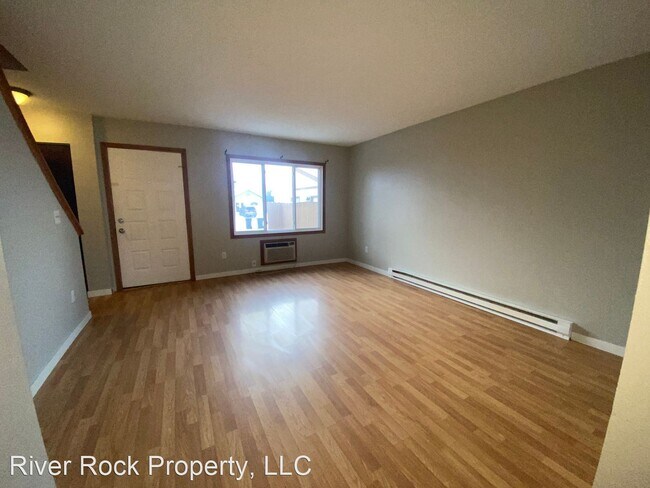 Building Photo - 3 br, 1 bath House - 446 22nd St E