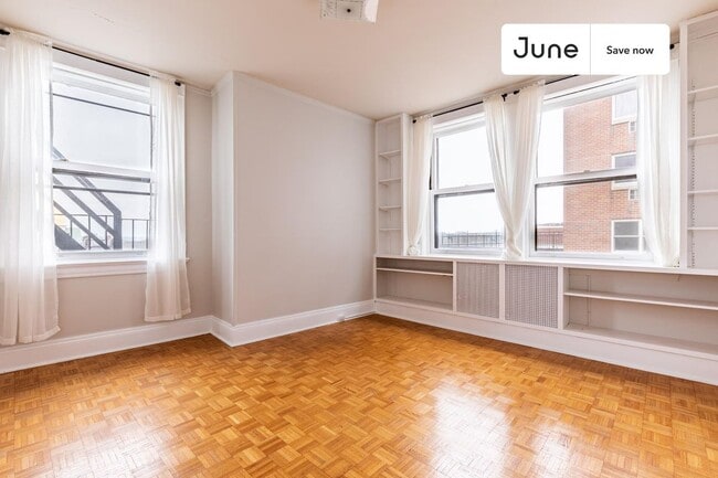 Building Photo - 21 Beacon St