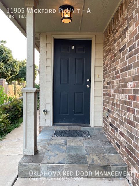 Foto principal - 11905 Wickford Pl