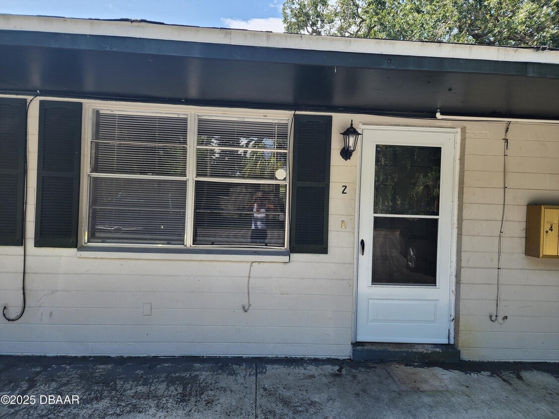 Primary Photo - 135 North St