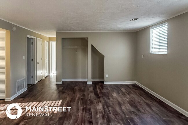 Foto del edificio - 5971 Northland Rd