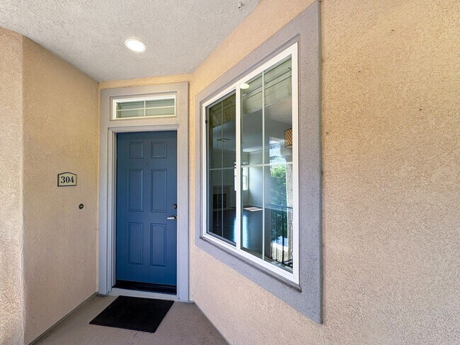 Foto del edificio - Fantastic 2B/2BA Corner Unit in Sabre Spri...