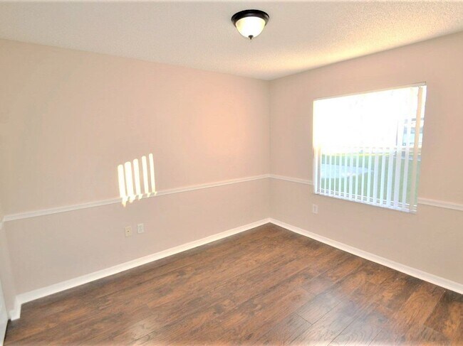 Building Photo - 2431 NW 186th Ave