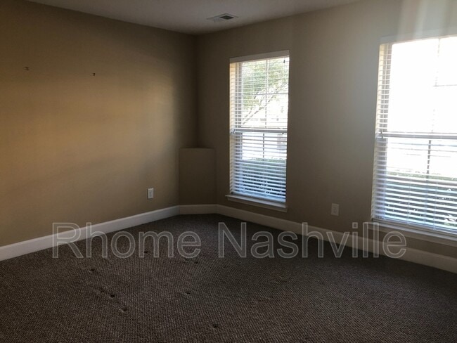 Building Photo - 5510 Prada Dr