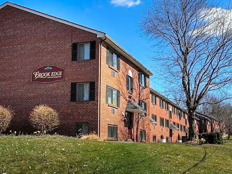 Primary Photo - 50 Simard Dr