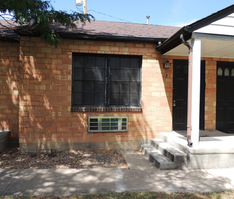 Primary Photo - 923 N 12th St