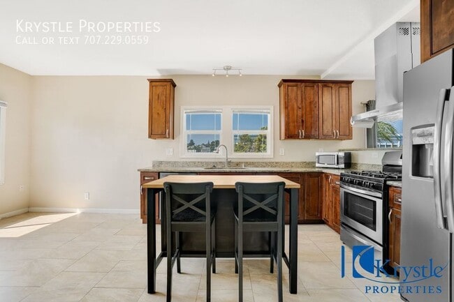 Building Photo - The WOW house