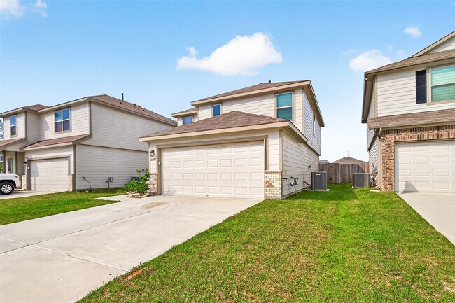 Building Photo - 26107 Idleford Ln