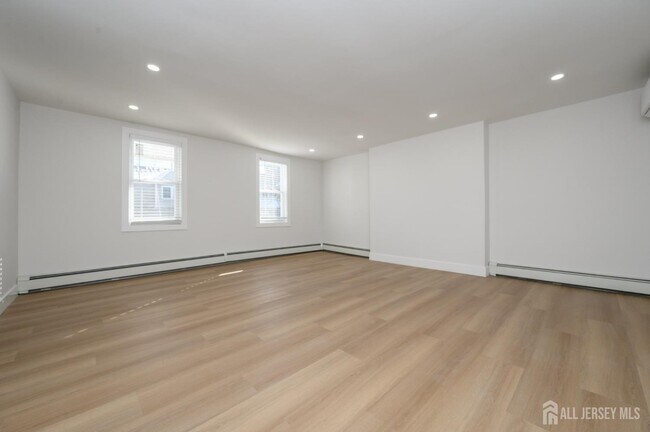 Foto del edificio - 8 Orchard St