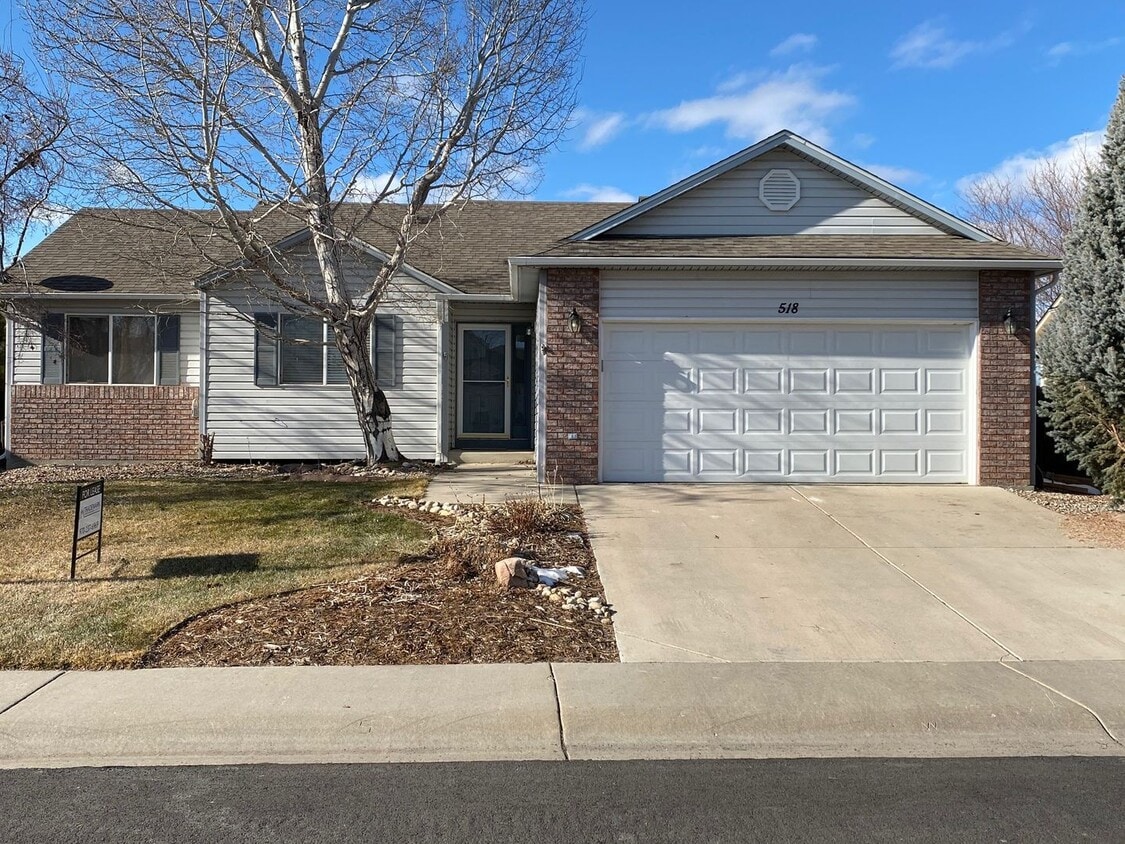 Primary Photo - Fully Remodeled Home in Windsor