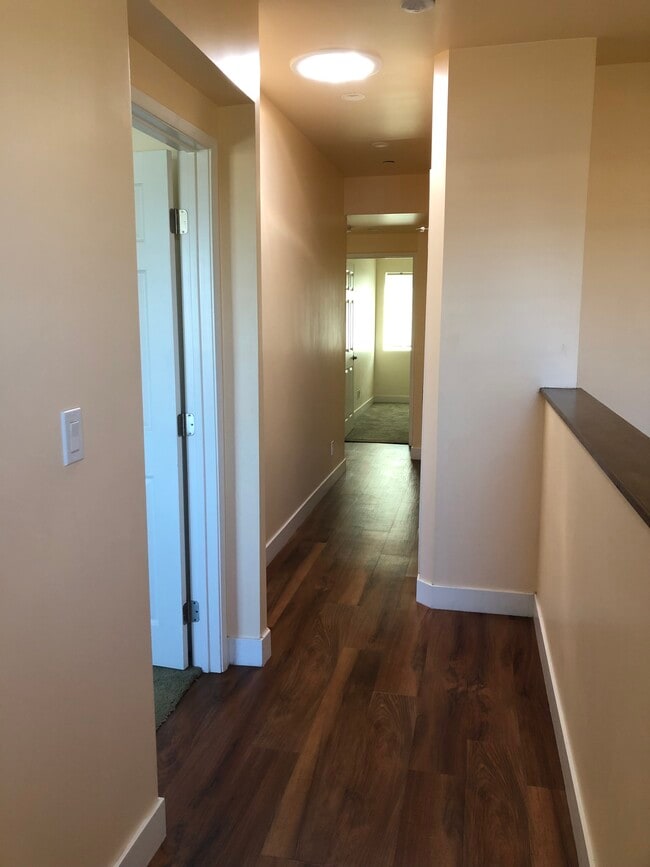 900 S Dwight Ave, Compton, CA 90220 Townhome Rentals in Compton CA