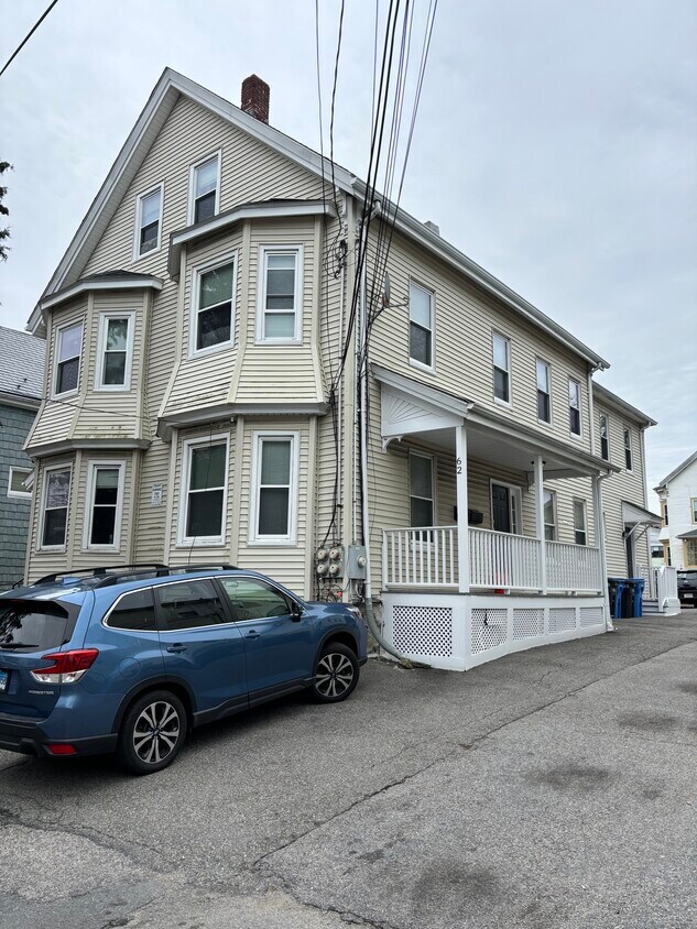 Primary Photo - 62 Bedford St