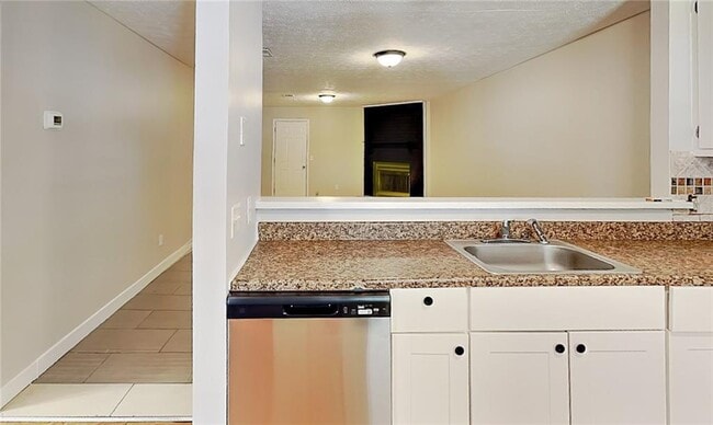 Building Photo - 1289 Knoll Ct NW