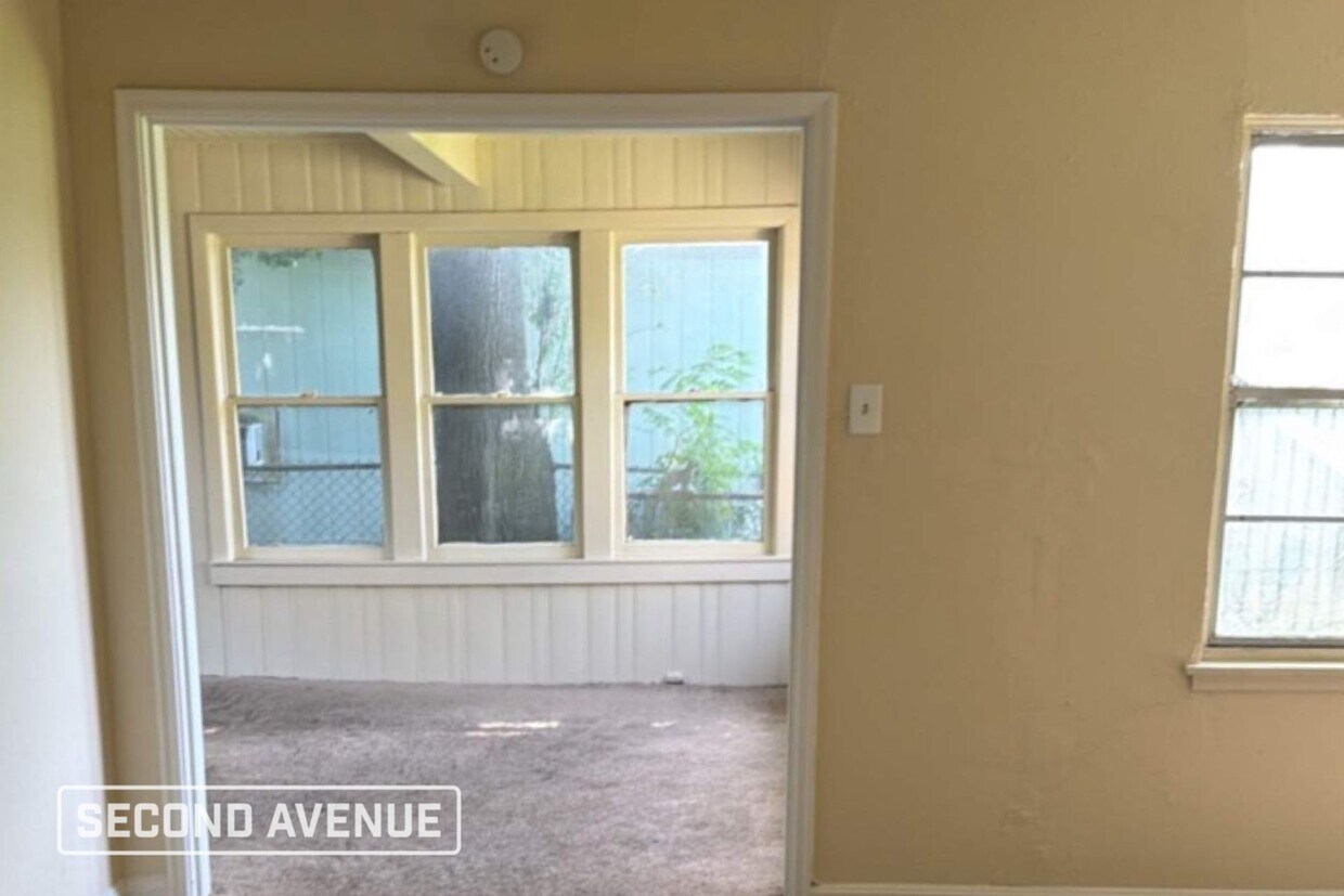 Foto del edificio - 6648 Linden St