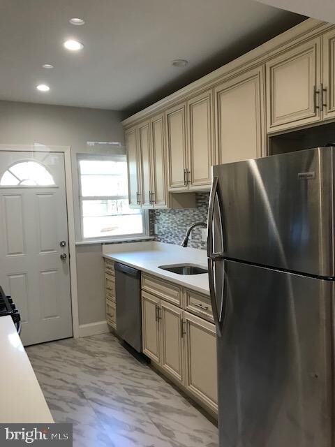 Foto principal - 61 E Cosgrove St