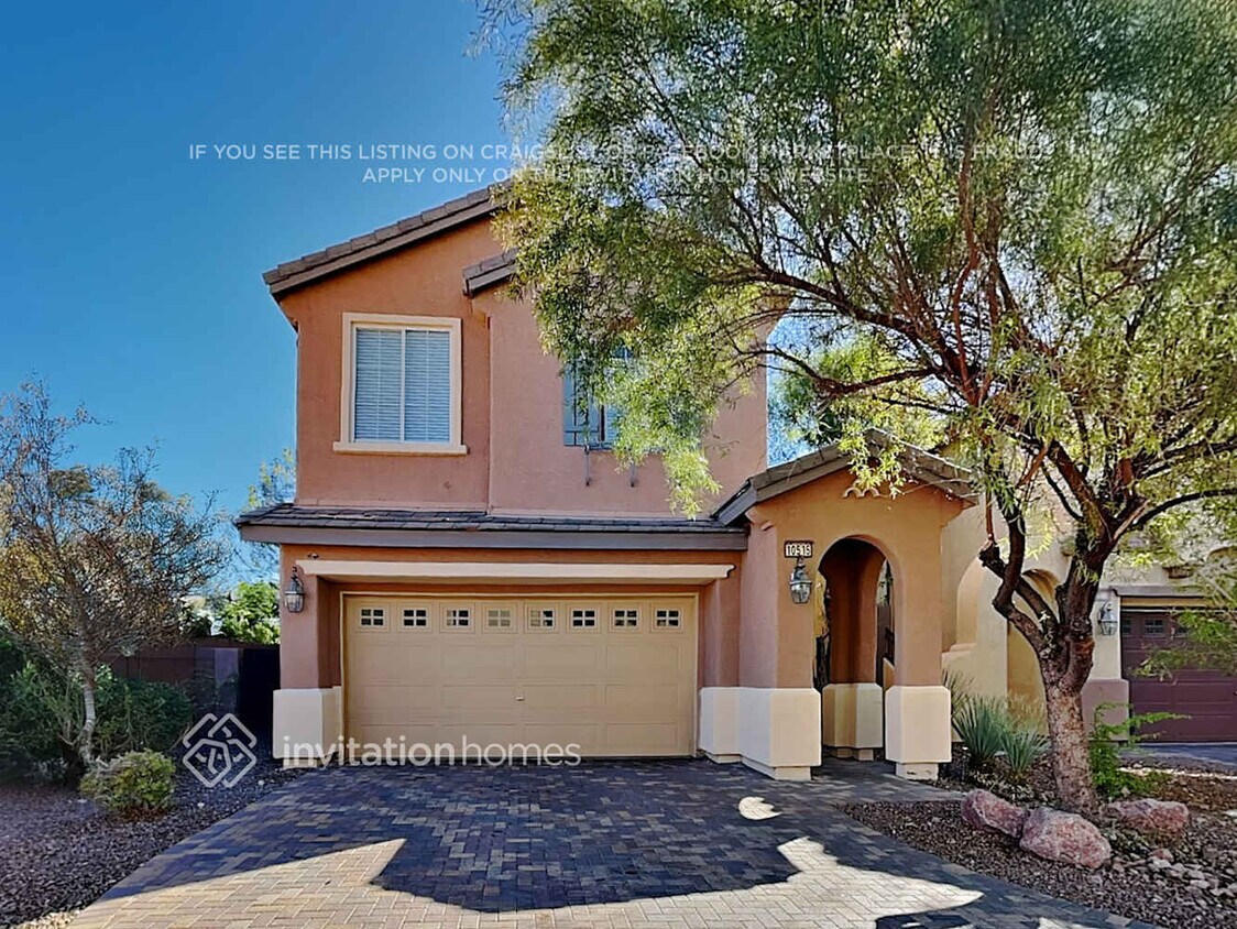 Foto principal - 10515 Laurelwood Lake Ave