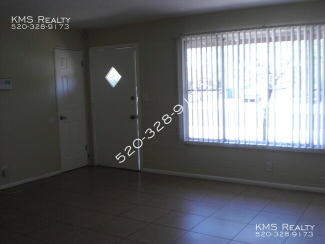 Foto del edificio - 5940 E 35th St