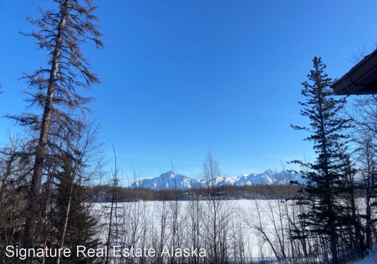 2 br, 1 bath House 5450 E Hemlock Drive House Rental in Wasilla, AK