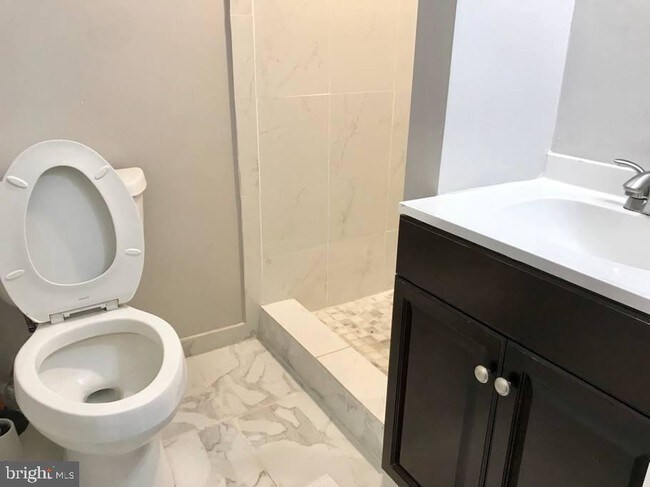 Foto del edificio - 4231 E W Hwy