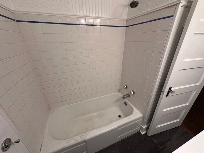 Foto del edificio - Cottage Style Home