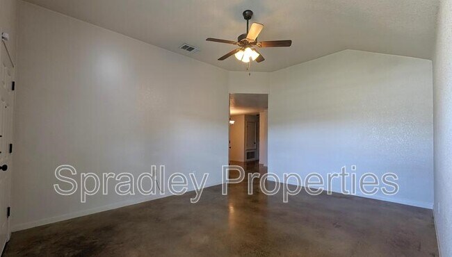 Foto del edificio - 5404B Developer Ct