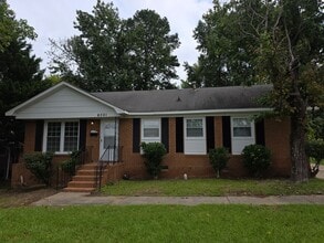 Building Photo - 6501 Barrington Dr