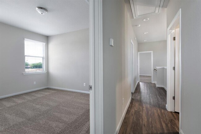 Building Photo - 1115 Aspen Grove Dr