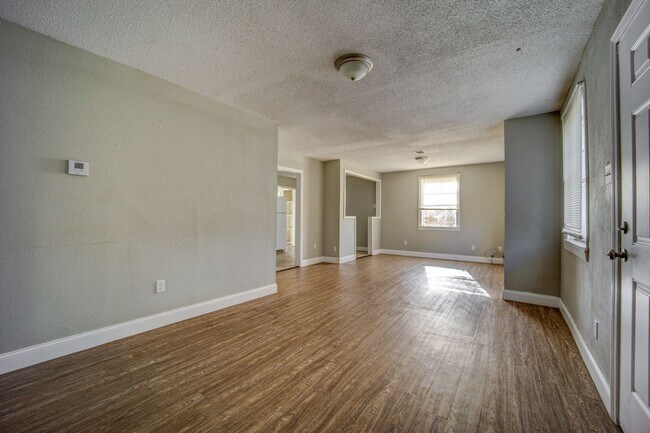 Foto del edificio - Freshly Updated House