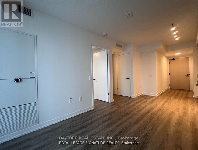 Building Photo - 195 Commerce St