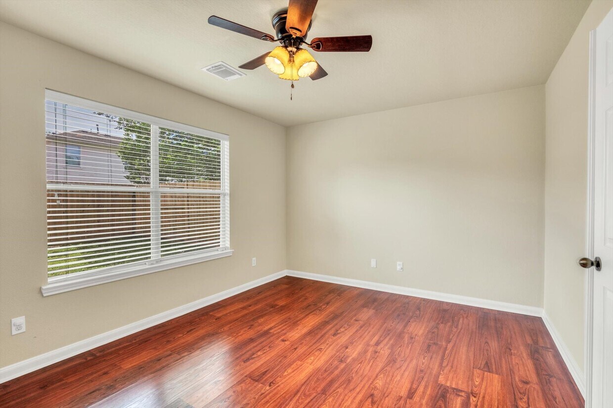 Foto del edificio - 3530 Paintedfern Pl