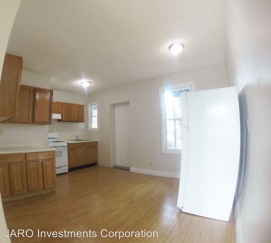 Foto principal - 105 Winter St