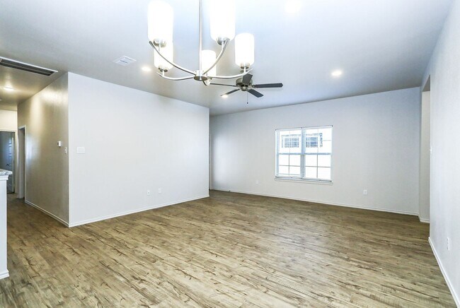 Foto del edificio - Half off first months rent/Cooper Schools/...