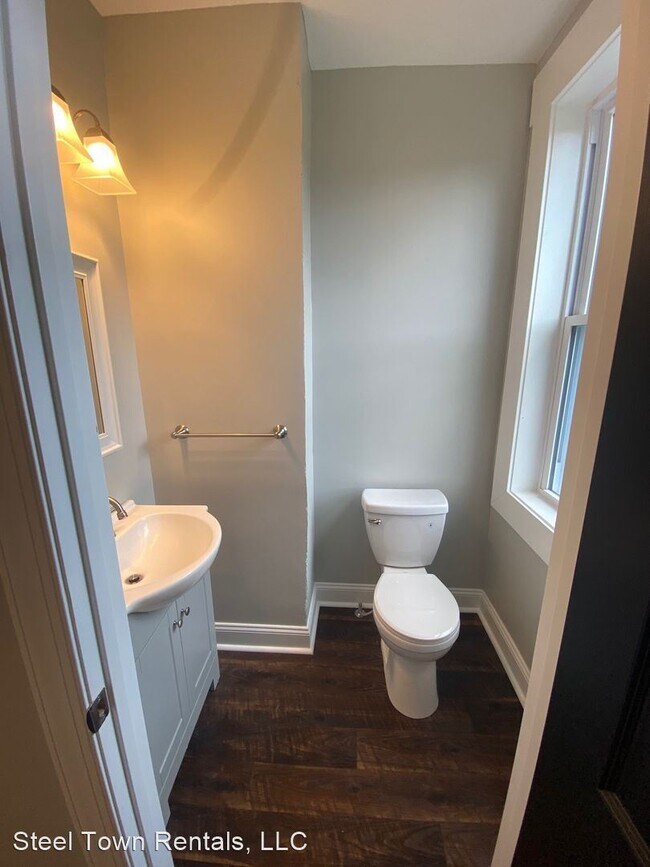 Building Photo - 5 br, 2.5 bath House - 3147 Brackenridge S...