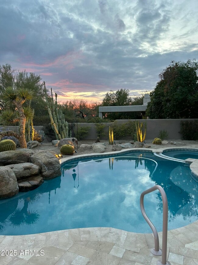 Foto del edificio - 7485 E Tumbleweed Dr