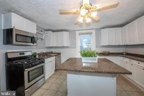 Building Photo - 714 Buck Ln