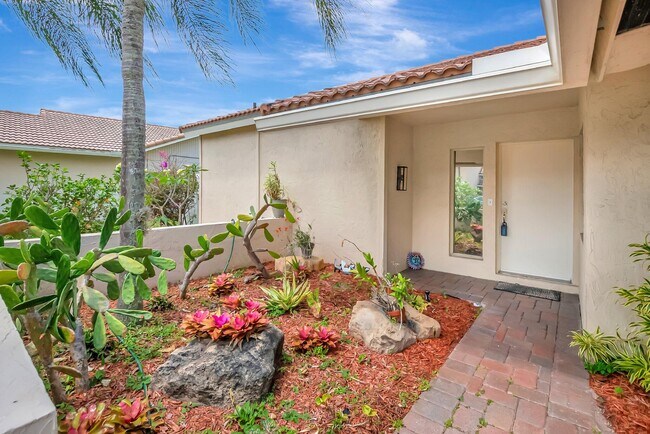 Foto del edificio - 21065 Escondido Way N