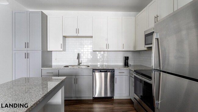 Foto del edificio - 100 Wildwood Ct