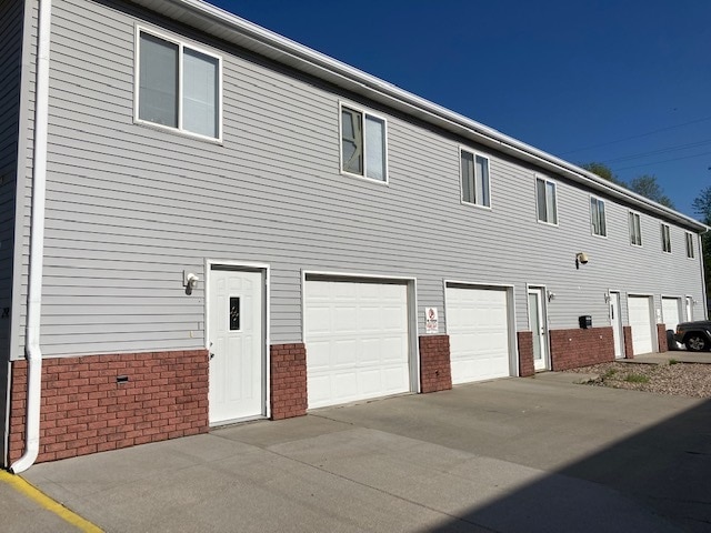 Primary Photo - 2915 W Louise St