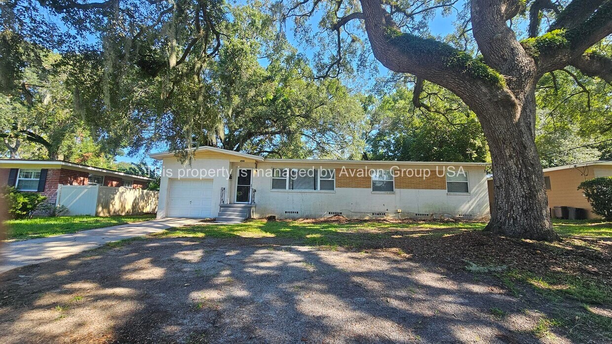 Foto principal - 5433 Oliver St S