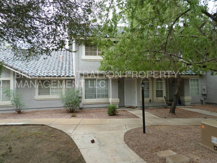 Primary Photo - 860 N MCQUEEN Rd
