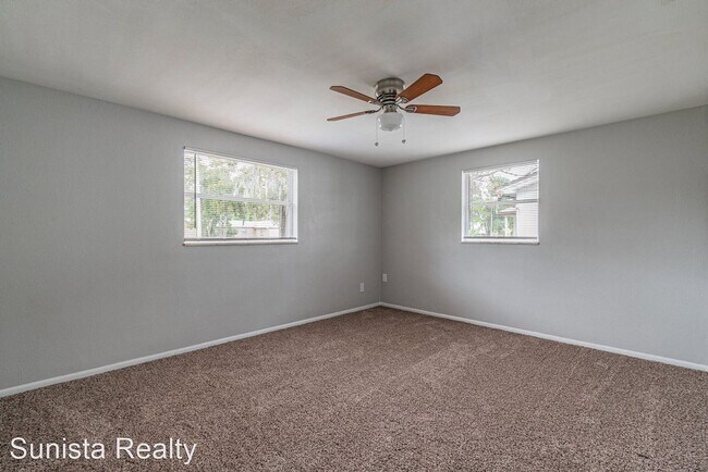 Foto del edificio - 3 br, 1.5 bath House - 4350 Beacon Square Dr.