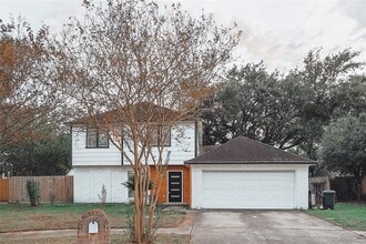 Building Photo - 10411 Rippling Fields Dr