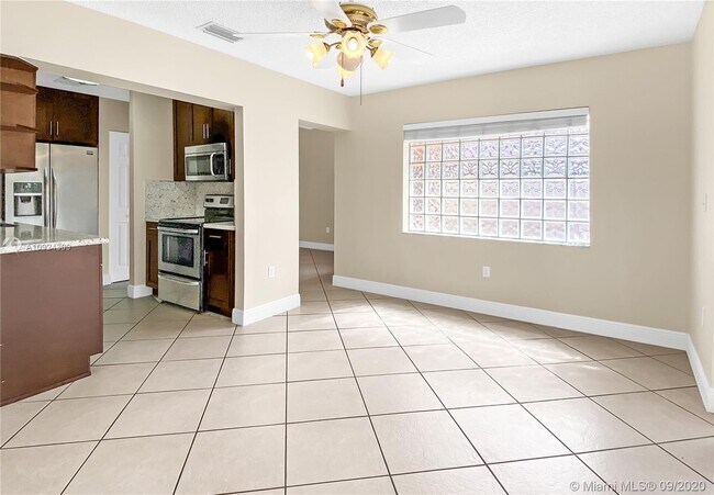 Foto del edificio - 14397 SW 45th Ter