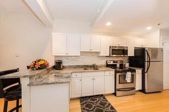 Photo - 12 Stoneholm St Apartment